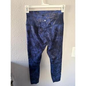 Lululemon Align 25in leggings Blue Diamond Dye Shine size 8. EUC